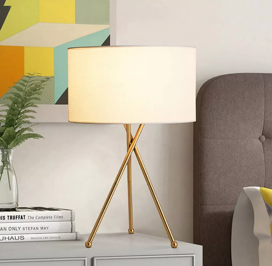 Tripod Table Lamp